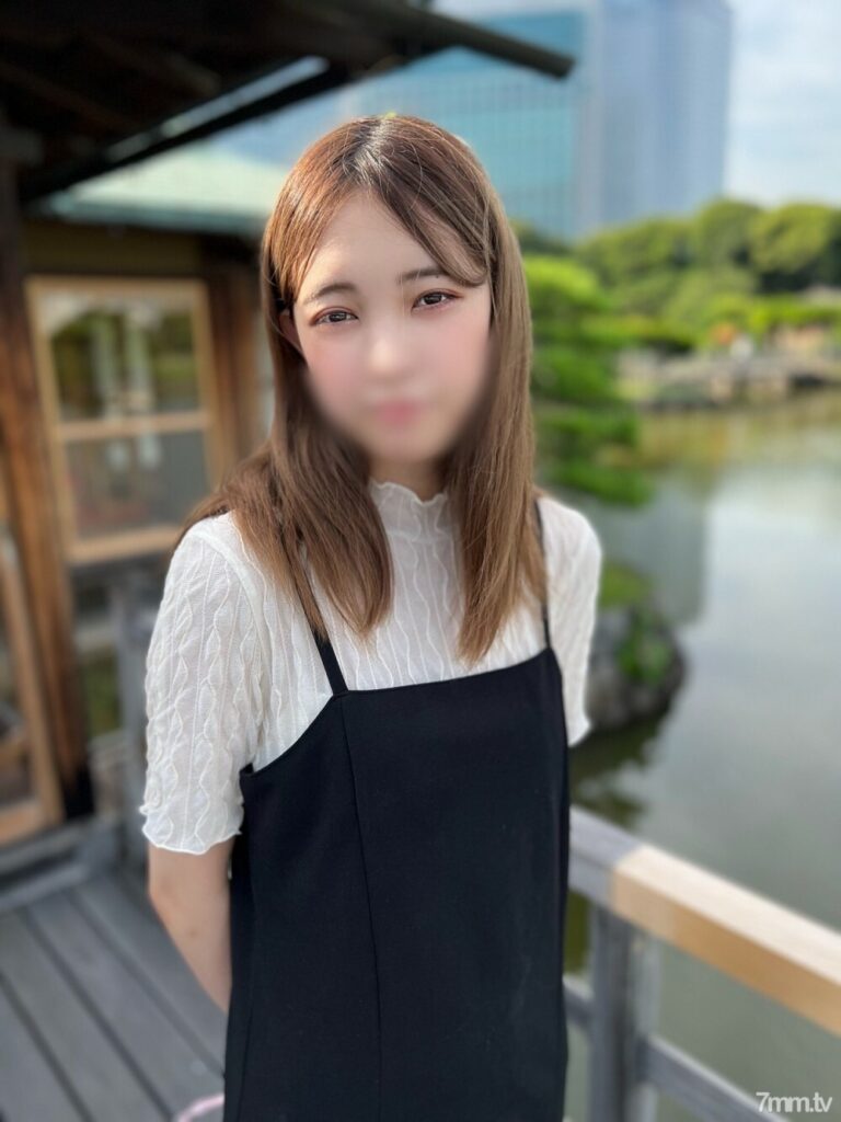 FC2-PPV-3067396 [First Shoot][Full Face Reveal] A day in the life of a young, innocent 19-year-old college student: Her