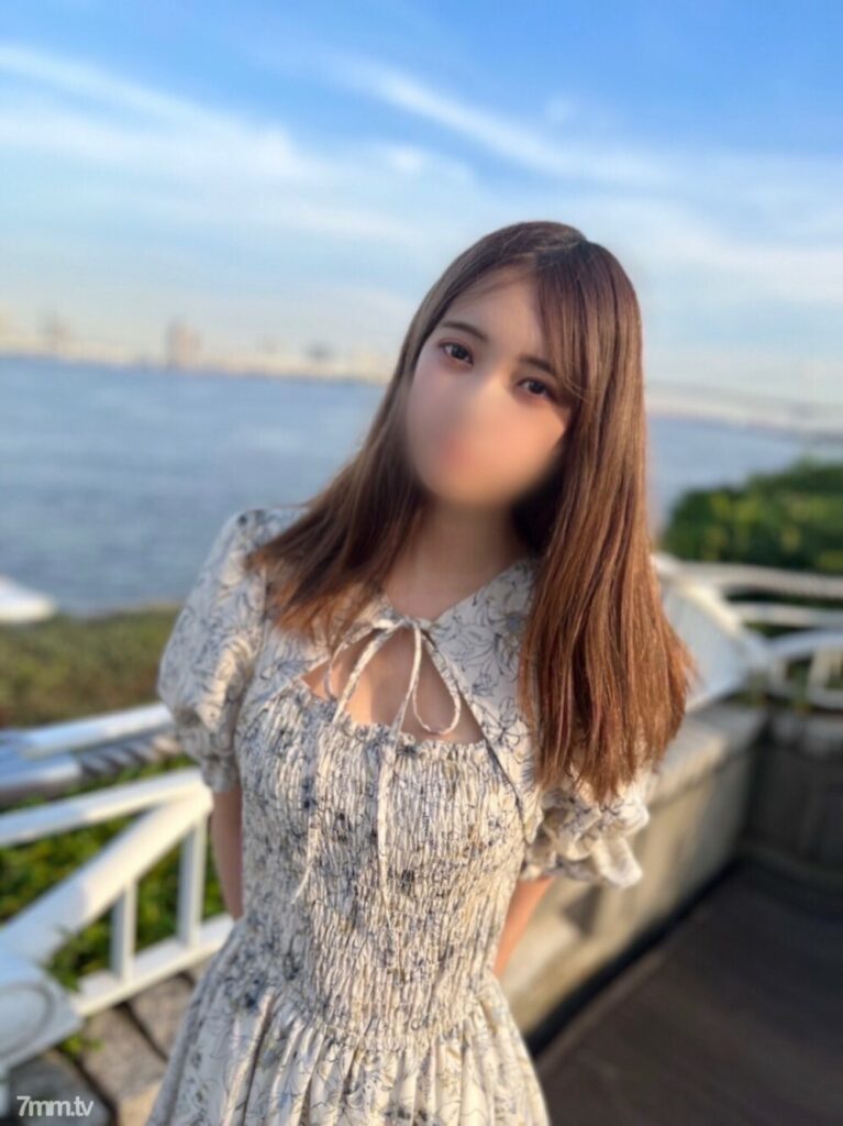 FC2-PPV-3091929 [Super Squirting] [Full Face Reveal] A day in the life of a young, innocent 19-year-old college student.
