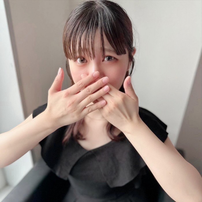 FC2-PPV-4714378 [If caught, she’ll be fired] Popular amateur erotic influencer on a major streaming platform! Exclusive
