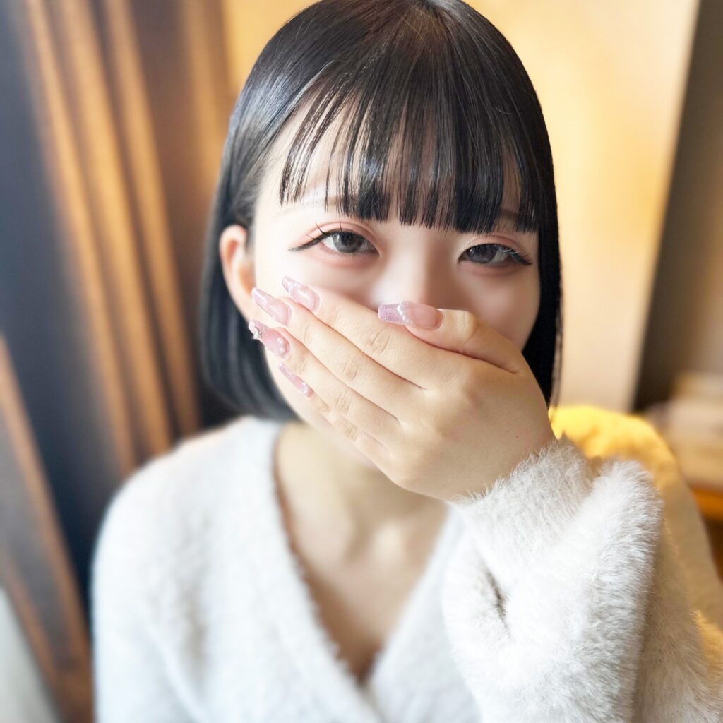 FC2-PPV-4667023 [First Shoot] Only one previous sexual partner! A cute little 19-year-old specialist**♡ This innocent-lo